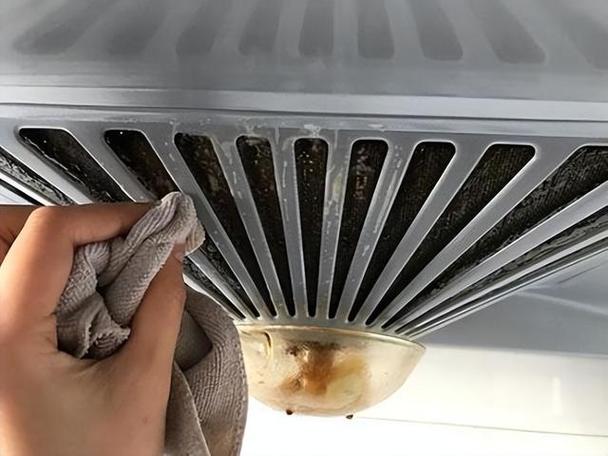 油烟机在家自己最好的清理方法