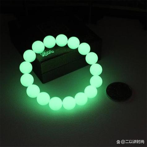 夜光石是天然的还是合成的