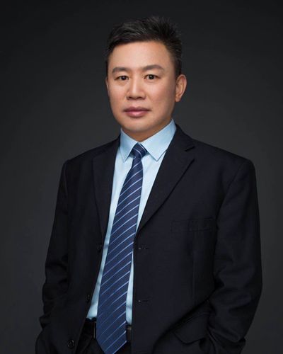 何炜个人资料简介