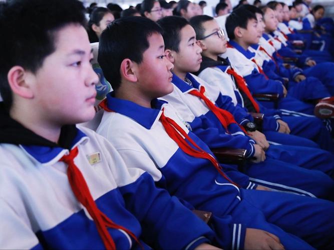 乡村少年获得五帝传承