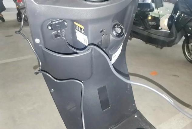 雅迪有手机充电口吗截图3