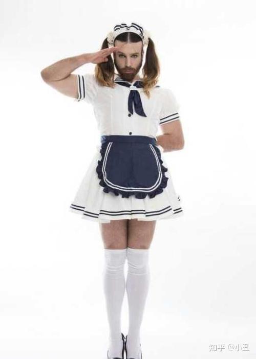 男生穿裙子慢慢变成了女生