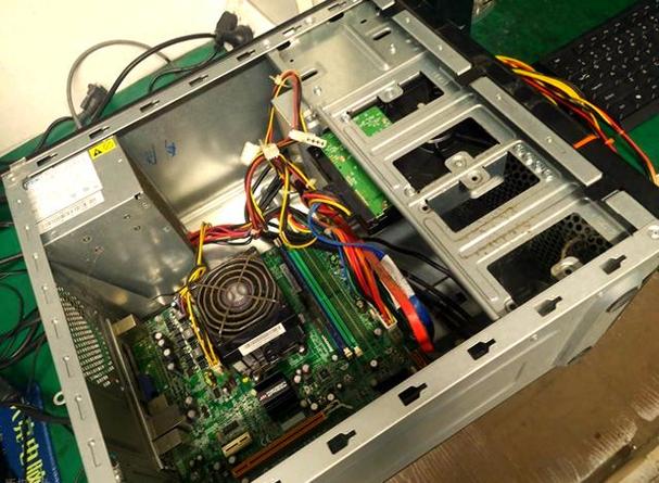 dell台式机电源灯黄灯闪烁