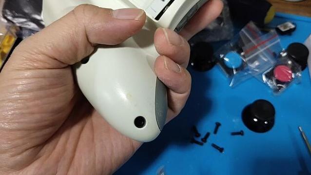 xbox360手柄怎么拆开