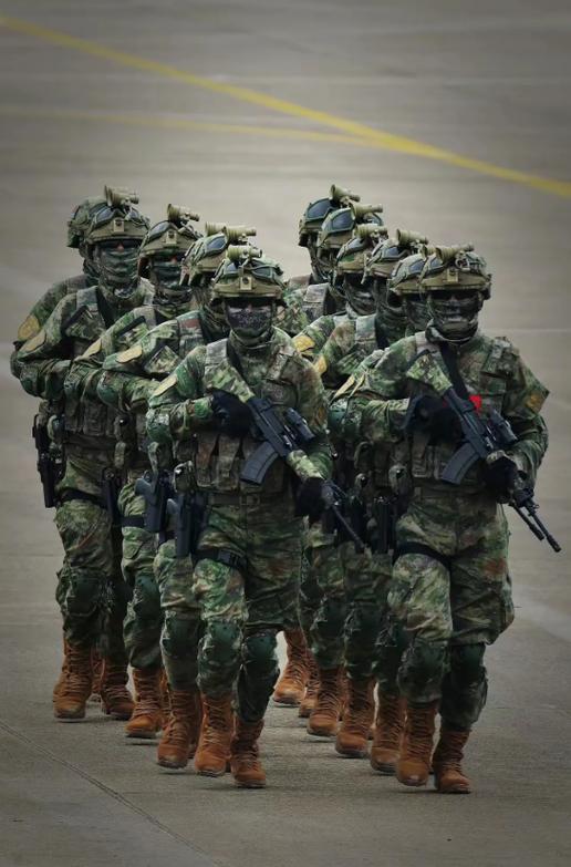 特种兵作战服装