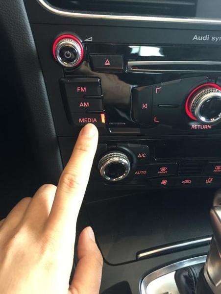 AUX插上没声音