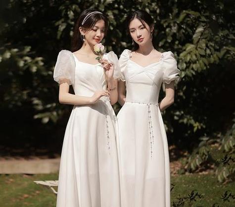 冬天伴娘穿什么衣服好