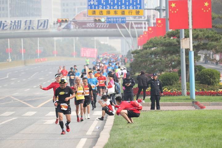 起跑线集团