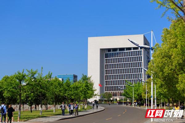 湖南理工学院图书馆截图2