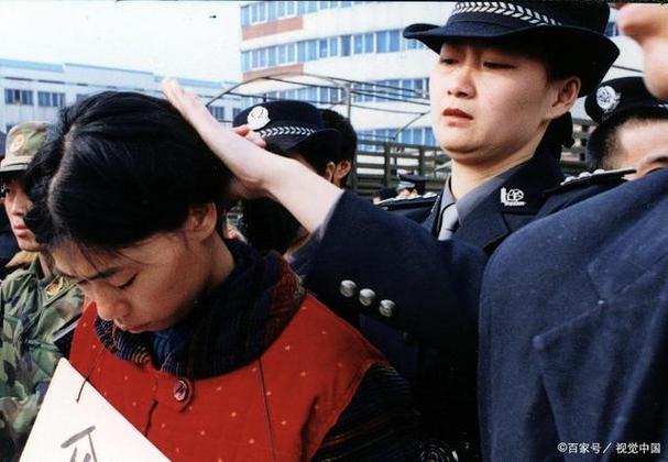 缉毒女警