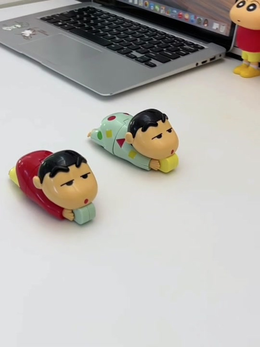像蜡笔小新的宝宝