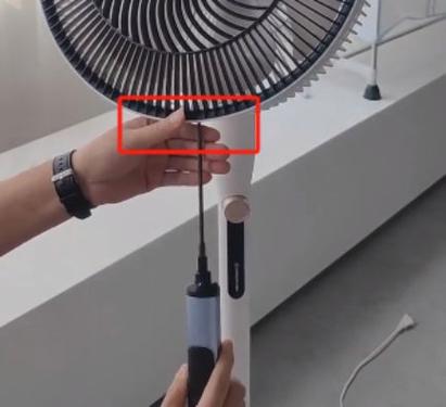 电风扇扇叶怎么拆卸