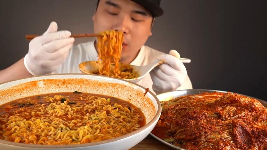 韩国吃播泡面视频