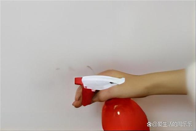 白墙上有铅笔写的怎么去掉