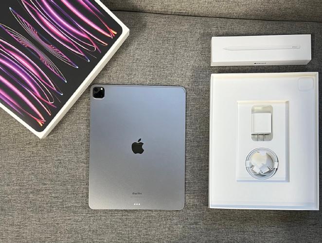 ipad白色还是深空灰好看