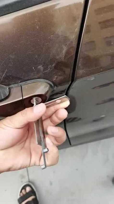 汽车万能解锁器开车门