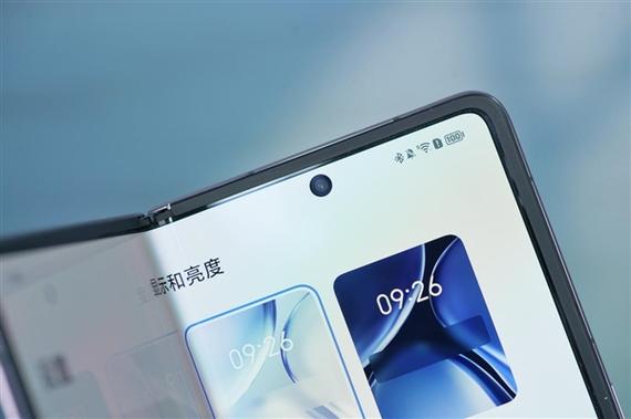 荣耀v2切换双屏