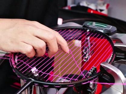 羽毛球26磅用什么线