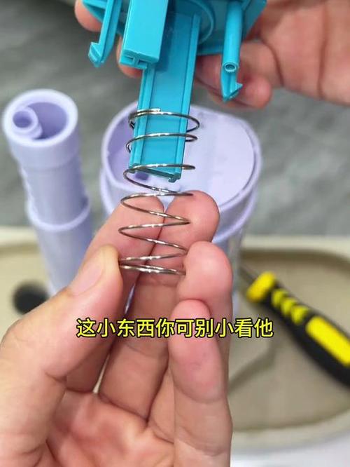 马桶进水阀按钮不回弹
