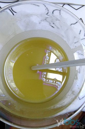 用不完的肥皂怎么把它溶在一起