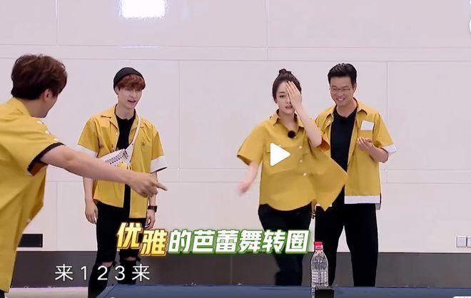 旋转后弹瓶盖
