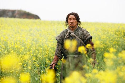 大兵小将主题曲 成龙
