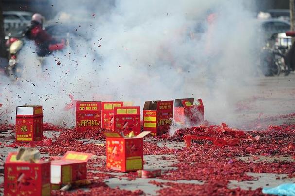 燃放烟花爆竹