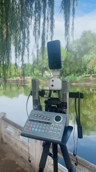网红街头唱歌基本设备