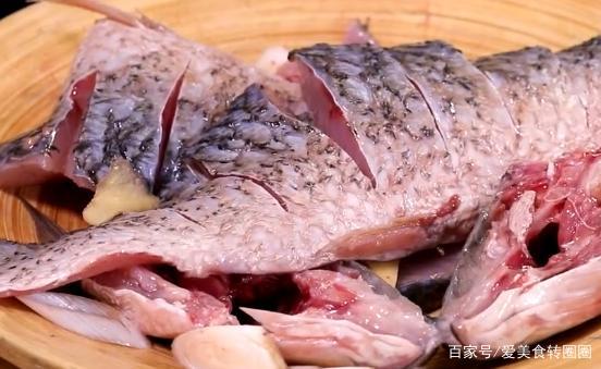 鱼头里面红色的一块肉