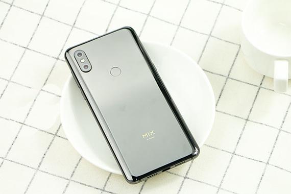 小米mix3有耳机孔吗