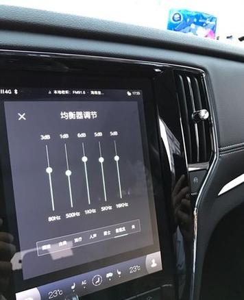 音响声音一开大就自动关了