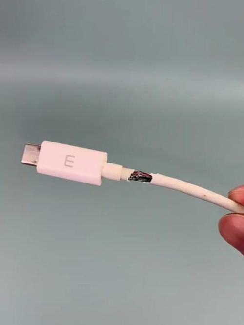 充电器线皮裂开的原因截图3