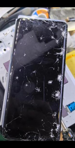 手机屏幕爆开了怎么办