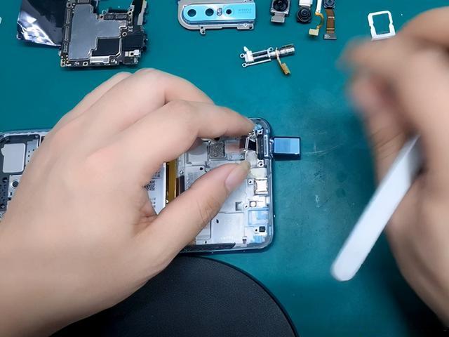 升降摄像头坏了可以修吗