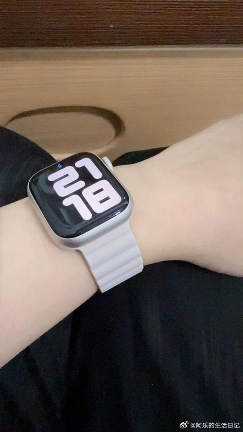iwatch 40 44 手腕细