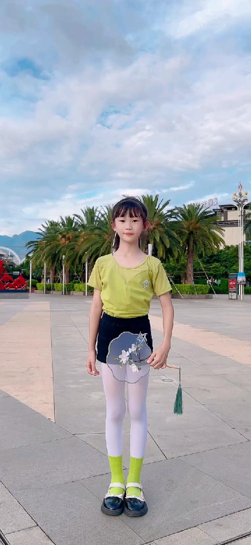 官方女儿跳舞视频