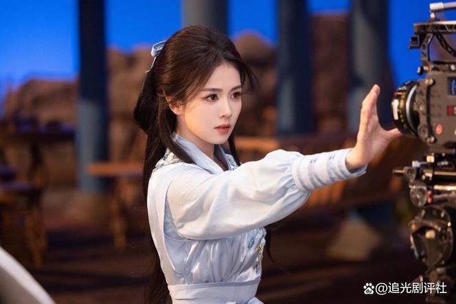 无限配角之逆袭女主截图3
