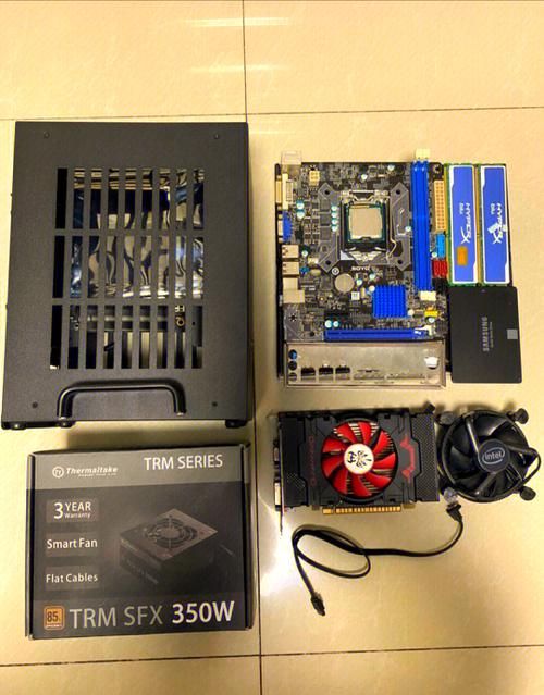 玩cf内存条4g够用吗
