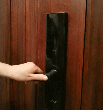 指纹锁在门外锁门了开不了截图2