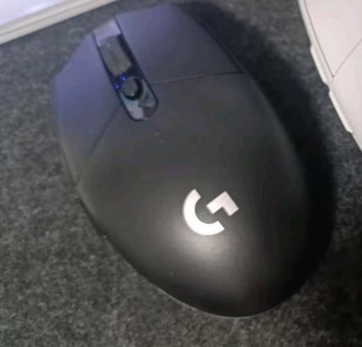罗技鼠标一直闪蓝光