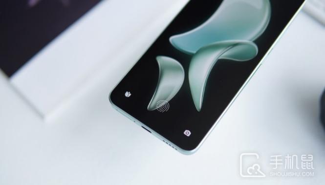 红米k60屏幕峰值亮度截图2