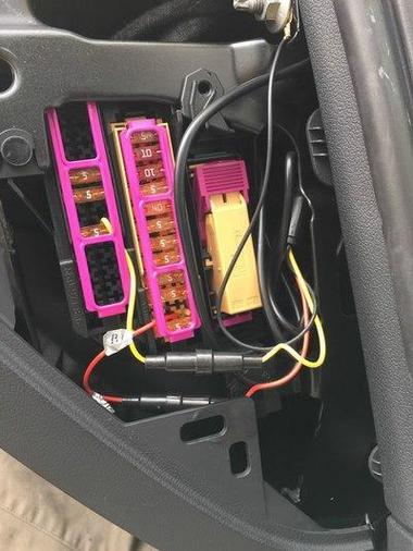 奥迪a4l行车记录仪安装教程