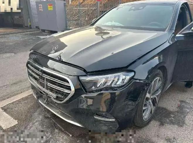梅赛德斯e300多少钱