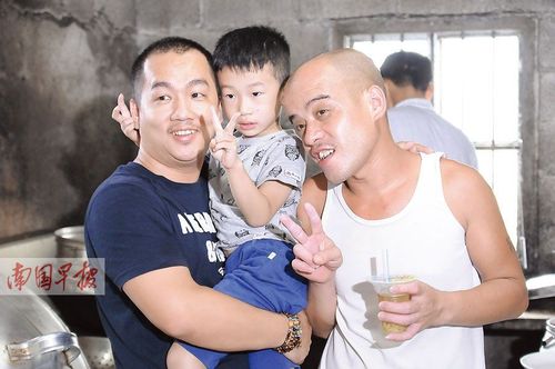 现实版光头强黄彬