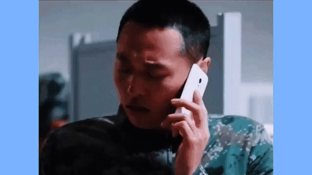 电影中用老式电话机打电话视频