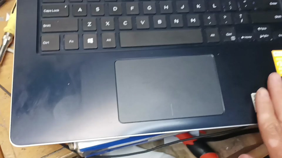 macbook唤醒后点按没反应