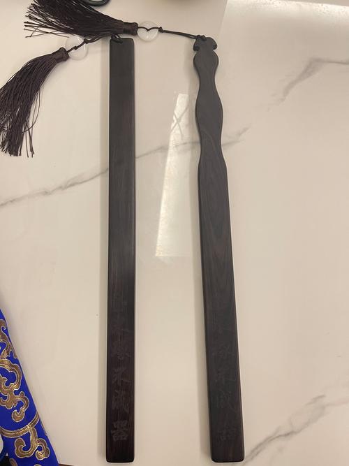 不锁屏的红烛教鞭