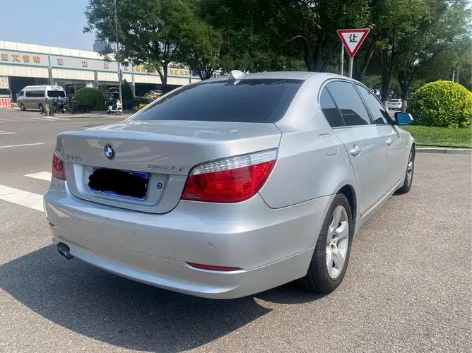 2008年宝马530li