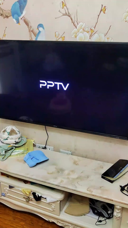 电视机一直卡在开机怎么办