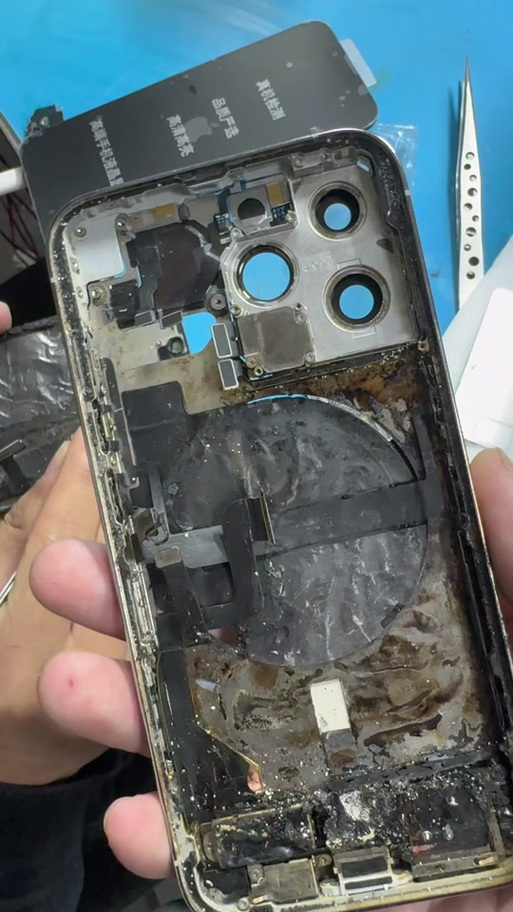 手机后盖脱胶弄一下要多少钱截图3
